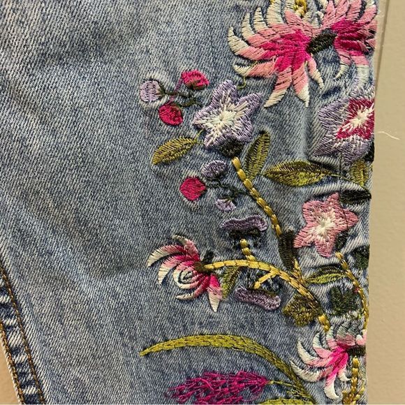Jella C. Blue Floral Embroidered Distressed Skinny Mid Rise 5 Pocket Jeans 29 M - Picture 7 of 11